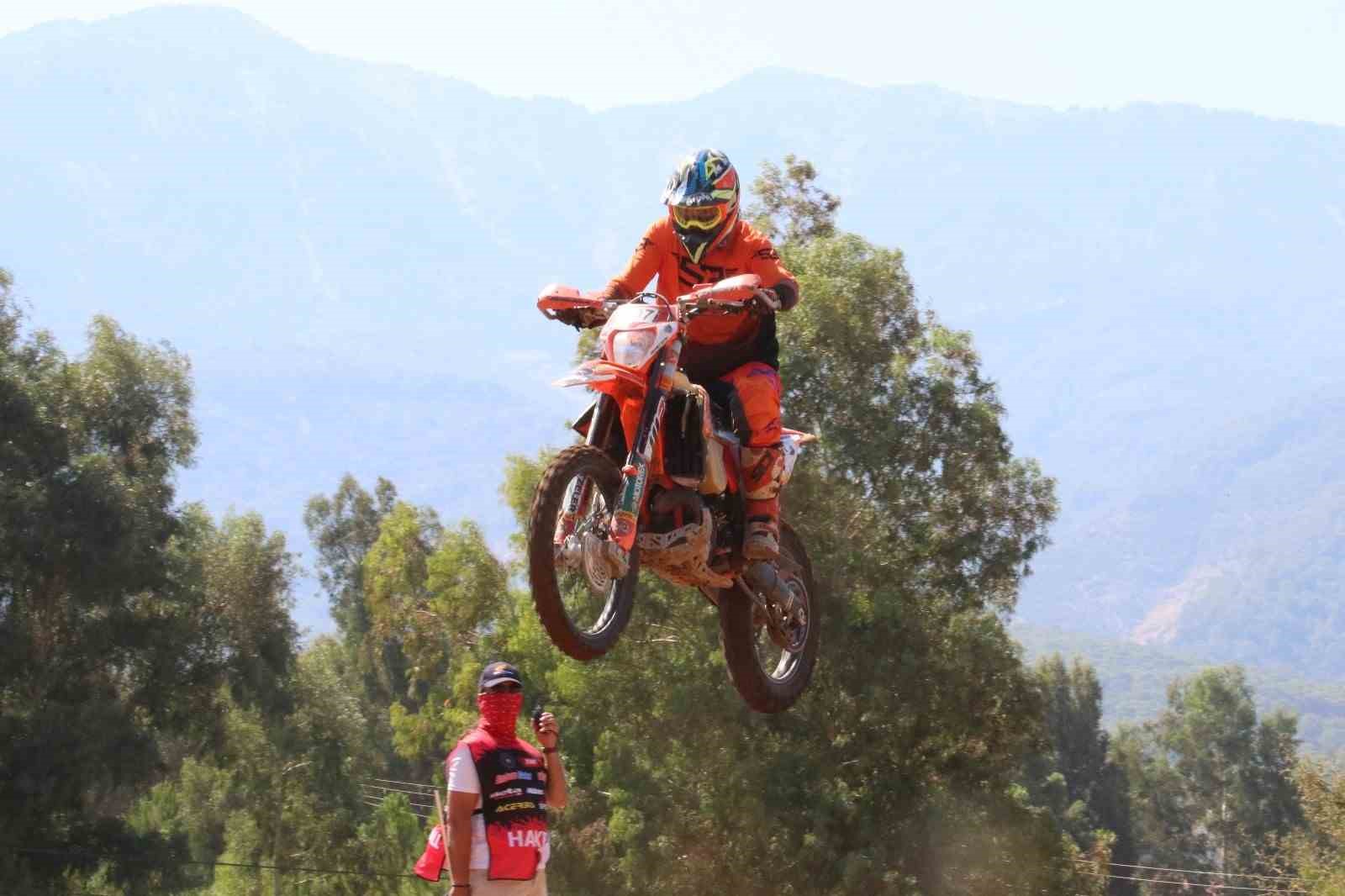 Fethiye’de Süper Enduro Şampiyonası Heyecanı
