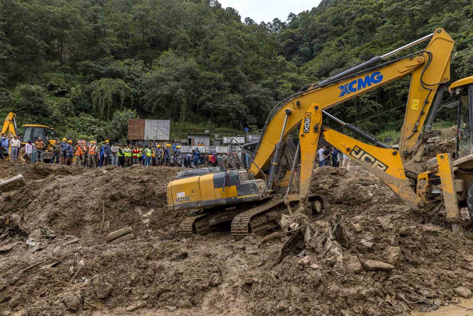 Nepal’deki sel ve toprak kaymalarında can kaybı 151’e yükseldi
