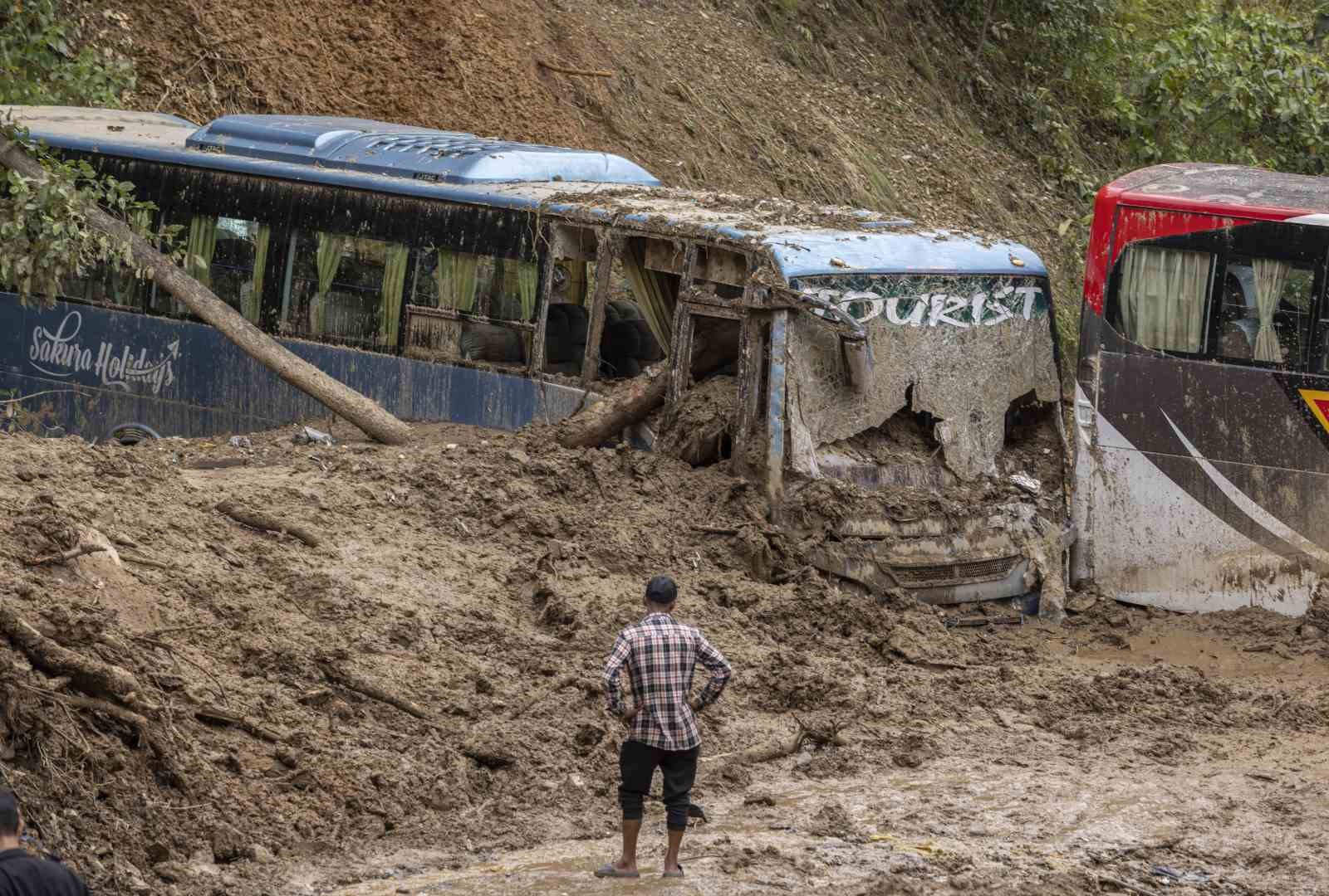 Nepal’deki sel ve toprak kaymalarında can kaybı 151’e yükseldi
