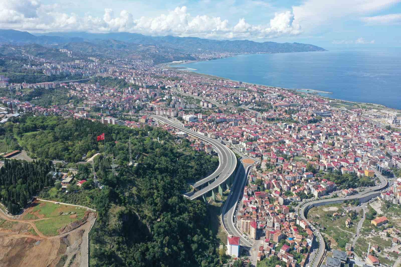 Türkiye’nin en maliyetli şehir içi yollarından Kanuni Bulvarı’nın yaklaşık 3’te 2’lik bölümü tamamlandı
