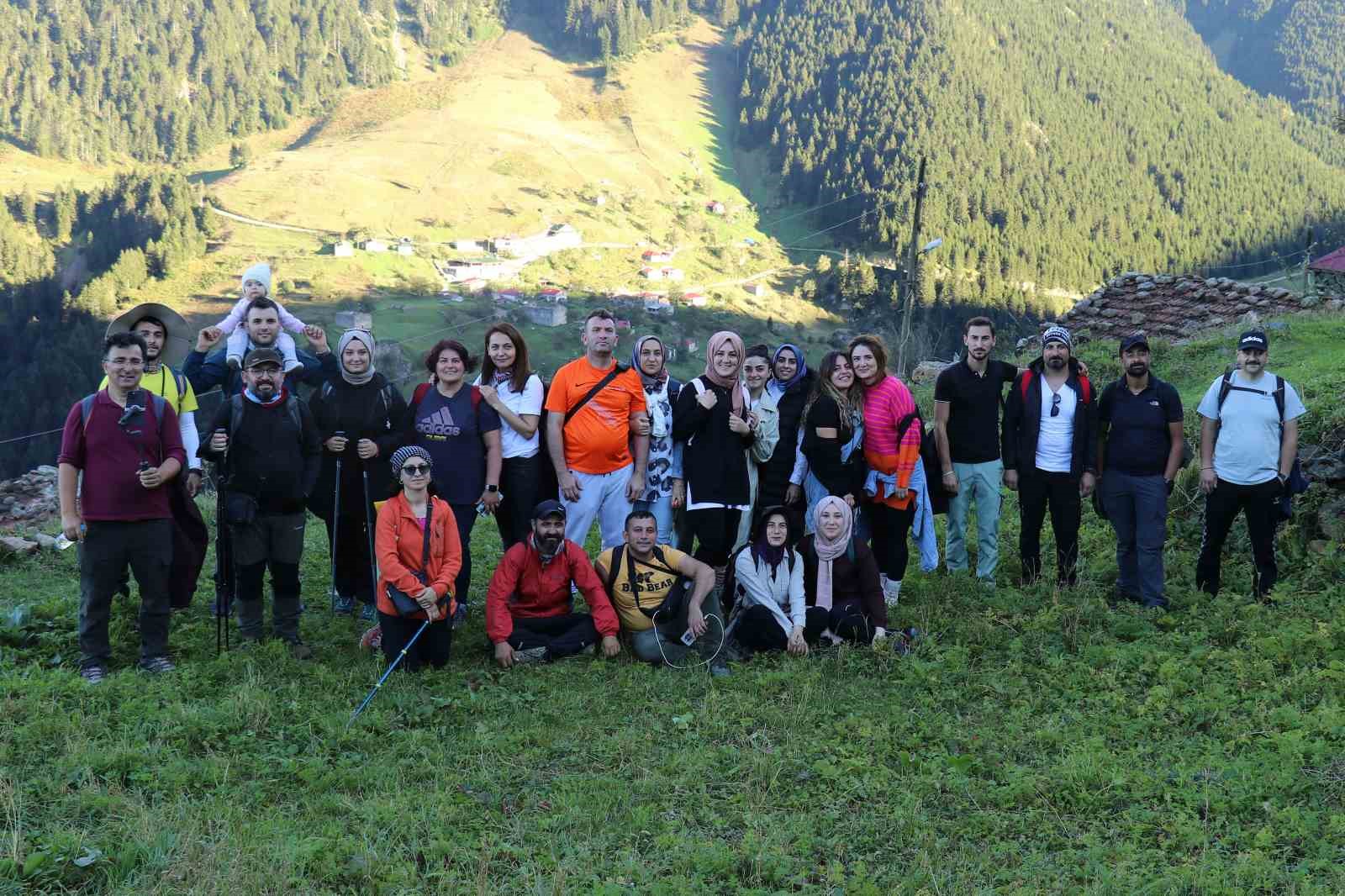 ’Kayıp Santa Yolu’nu bulmak için yürüdüler
