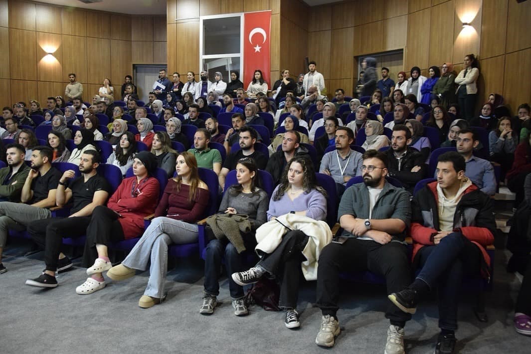 Bayburt’ta sağlık çalışanlarına yaşam destek eğitimi verildi
