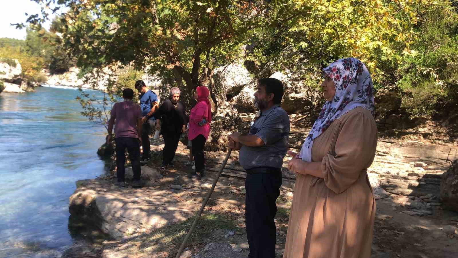 Irmakta 1,5 aydır aranan gencin suya girmeden hemen önceki fotoğrafları ortaya çıktı
