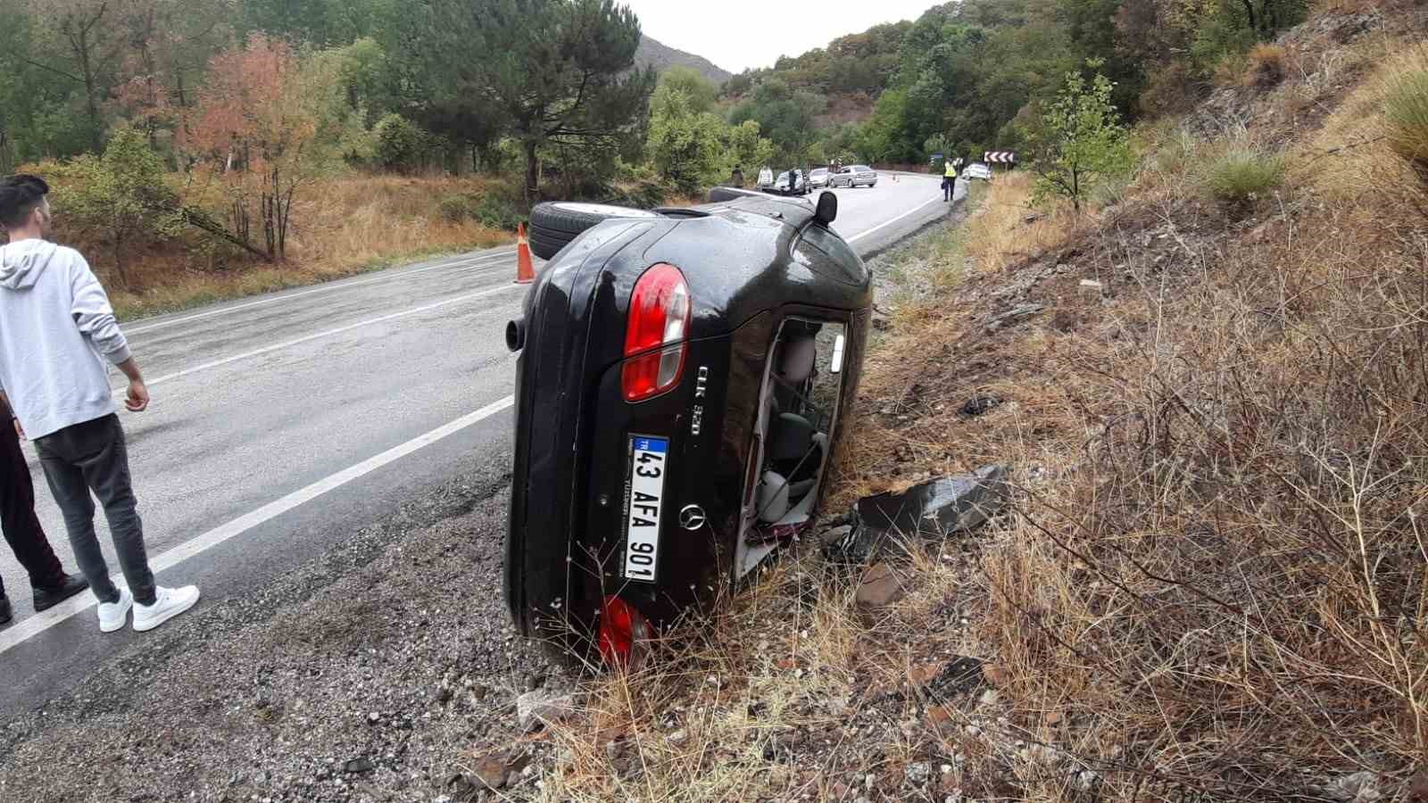 Kontrolden çıkan otomobil yan yattı: 1 yaralı
