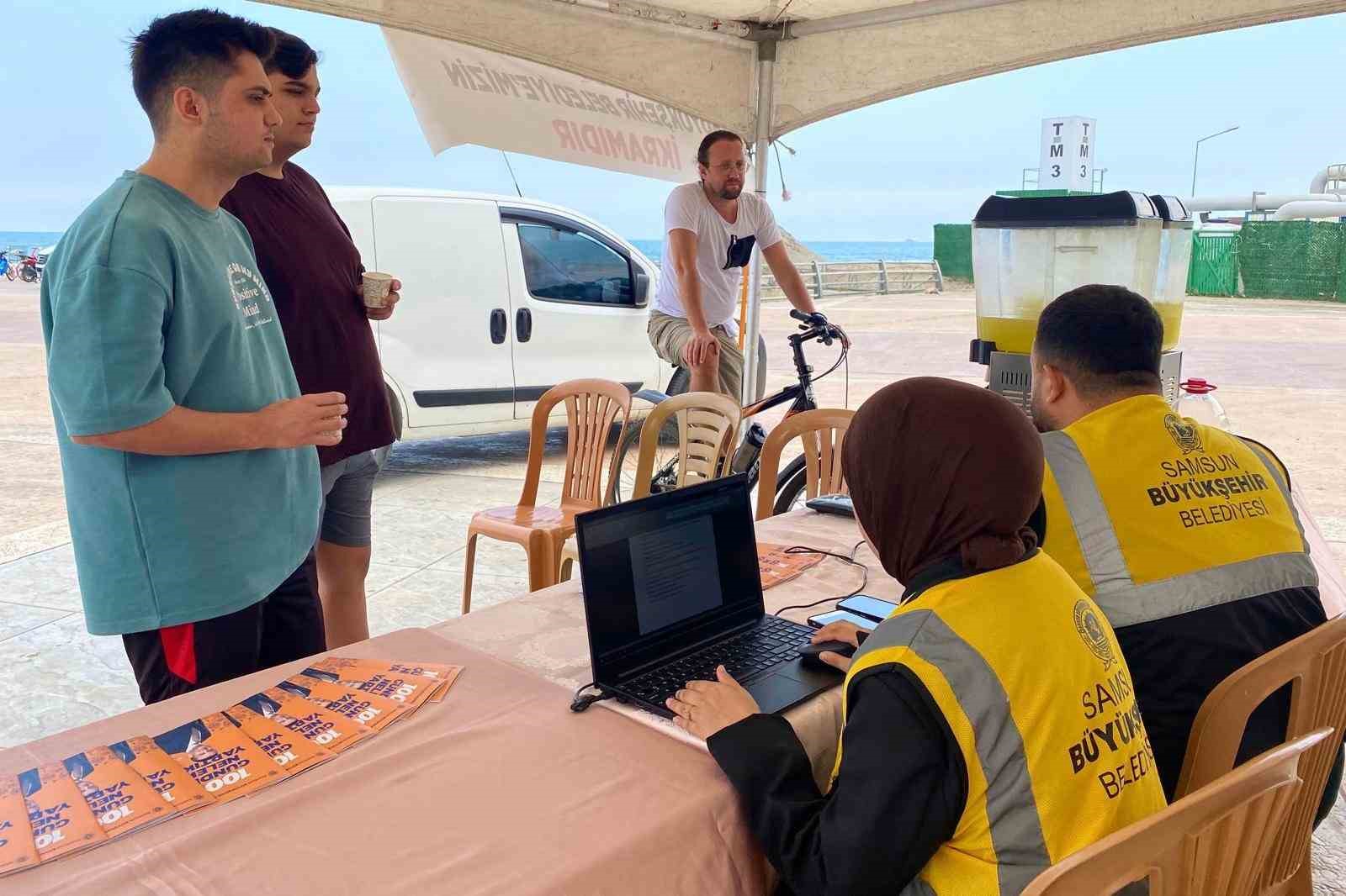 Büyükşehir Atakum’da vatandaşı dinliyor
