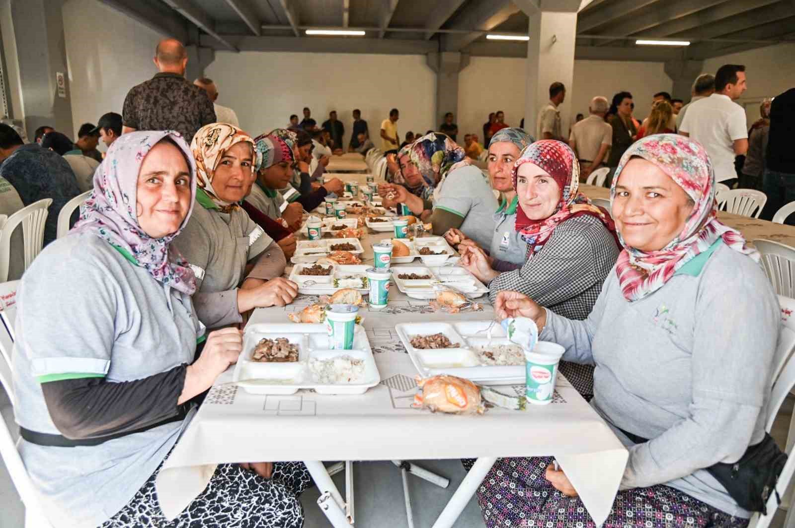 Manavgat Belediyesi’nden çalışanlara yeni yemekhane
