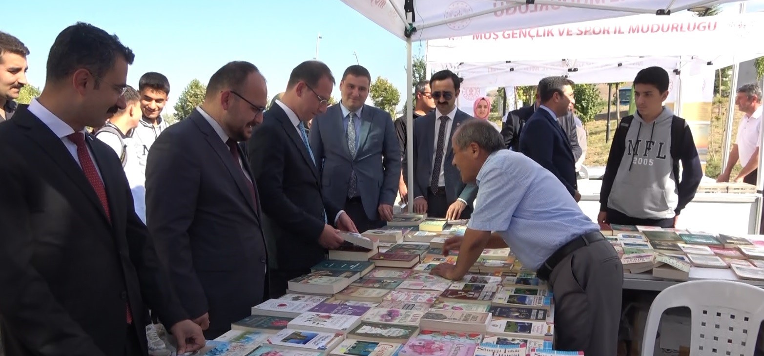 Muş’ta “2. Kitap Günleri” başladı
