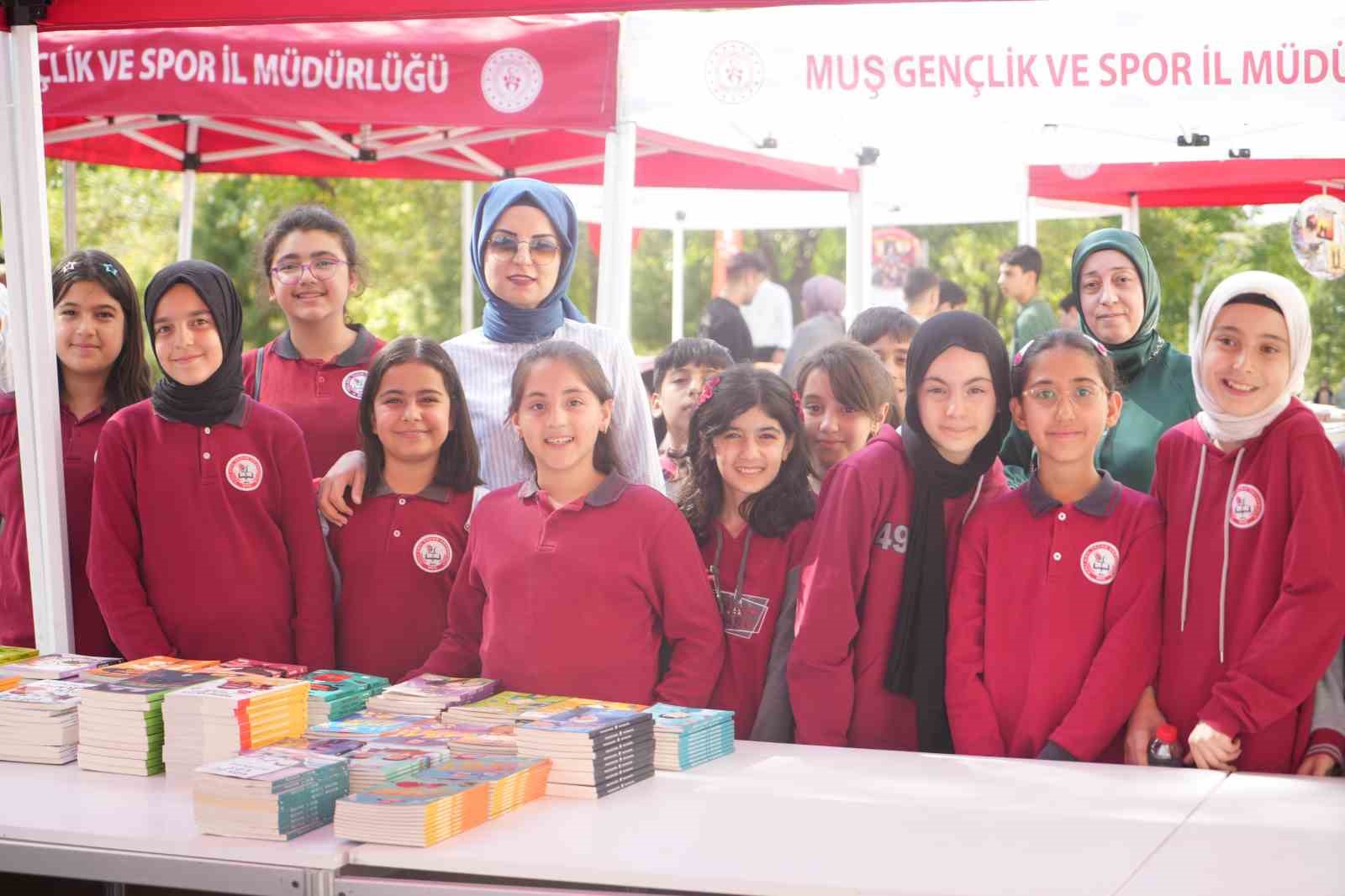 Muş’ta “2. Kitap Günleri” başladı
