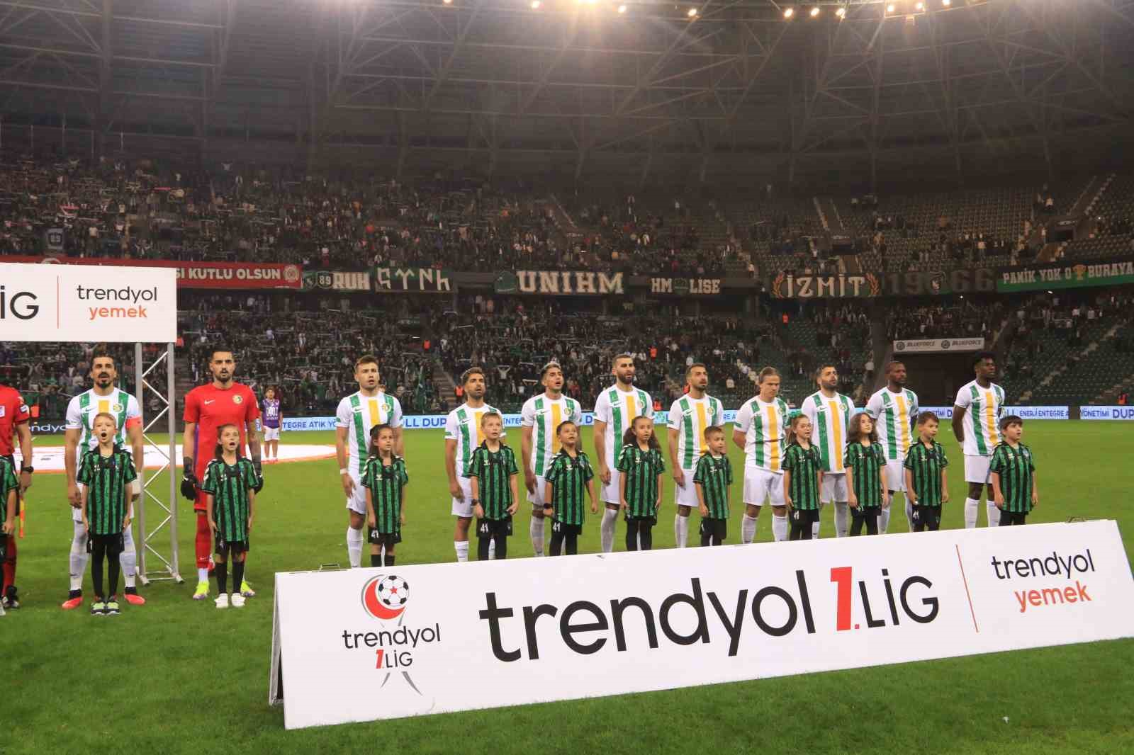 Trendyol 1. Lig: Kocaelispor: 0 - Şanlıurfaspor: 0
