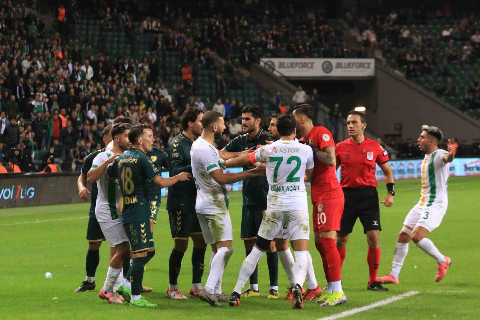 Trendyol 1. Lig: Kocaelispor: 0 - Şanlıurfaspor: 0
