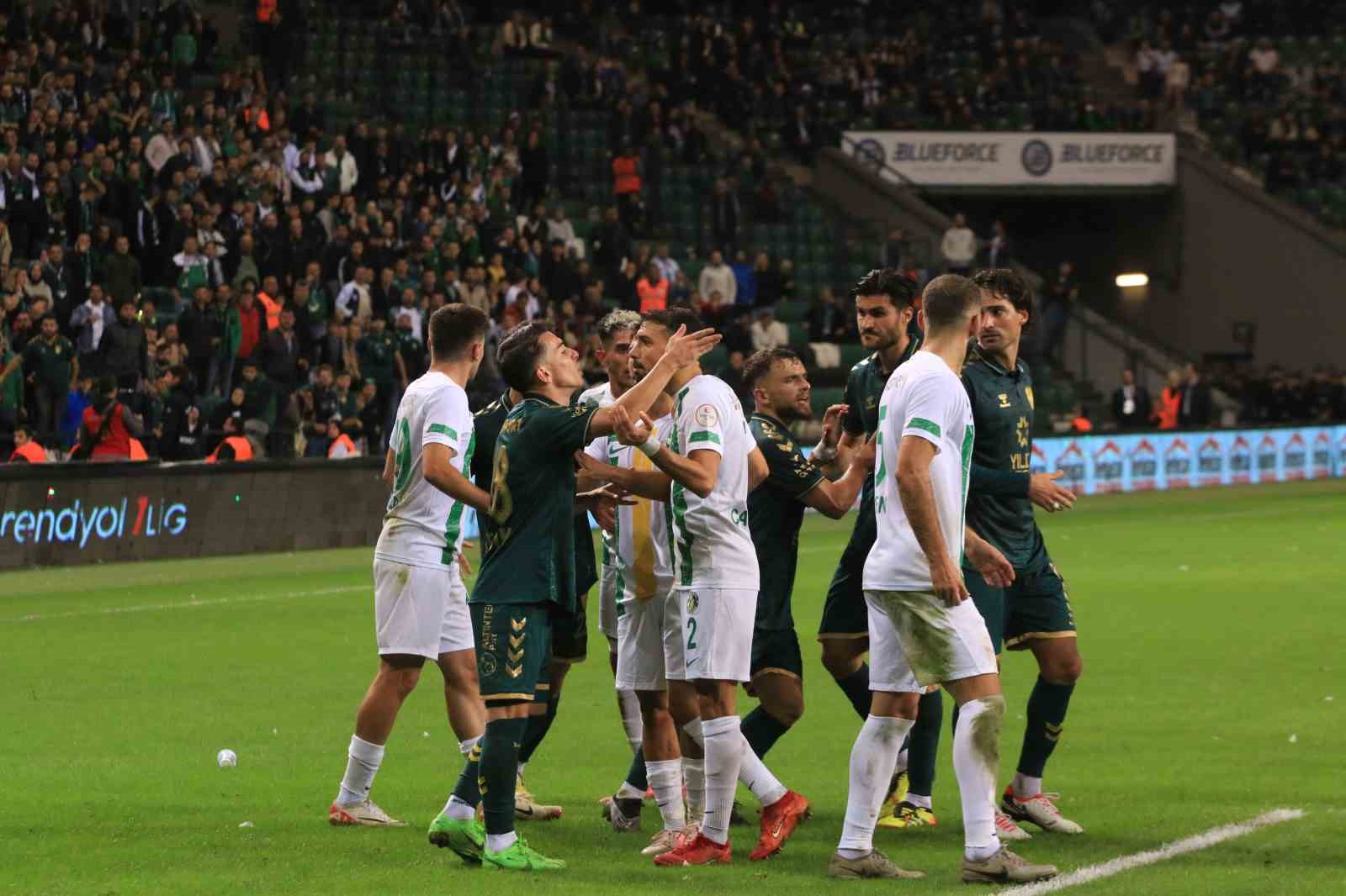 Trendyol 1. Lig: Kocaelispor: 0 - Şanlıurfaspor: 0
