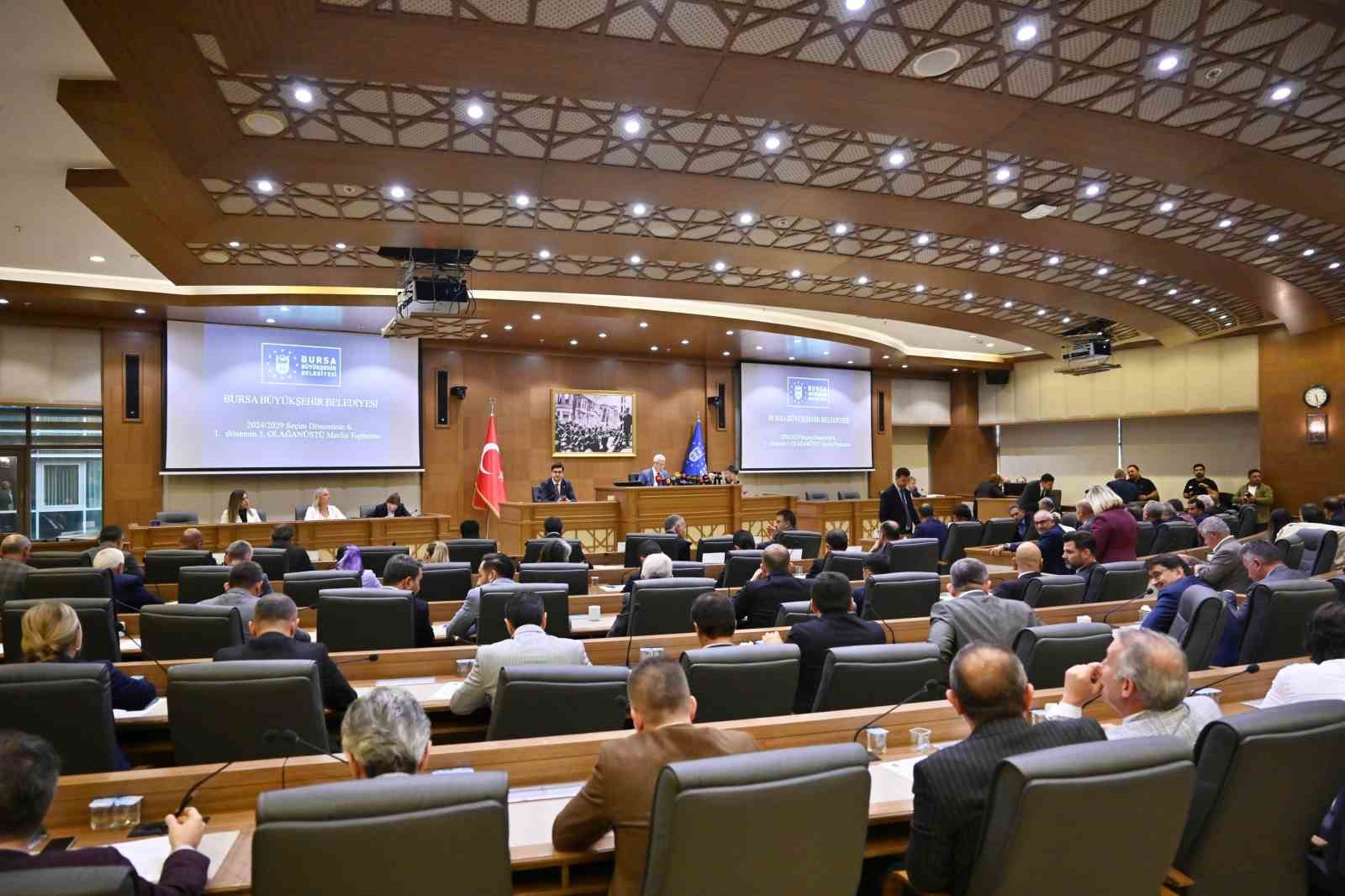 Başkan Bozbey, “Büyükşehir hizmetleri, vergi borcu bahanesiyle engellenmeye çalışılıyor