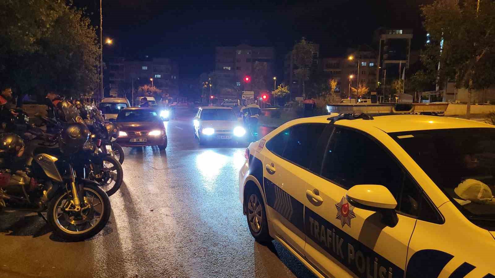 Denizli’de asayiş ve trafik denetimi yapıldı
