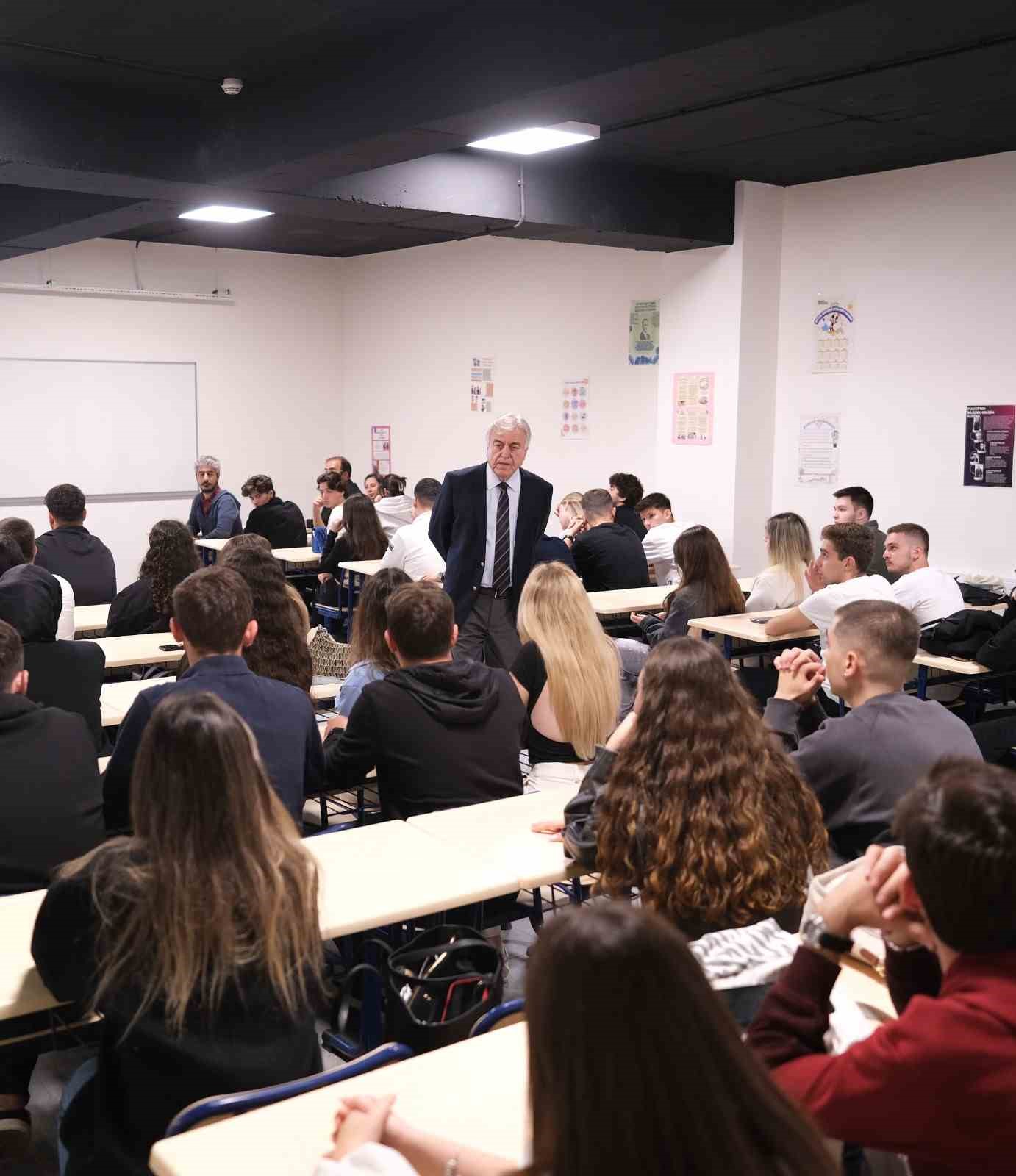 Mudanya Üniversitesi’nde ilk ders zili çaldı
