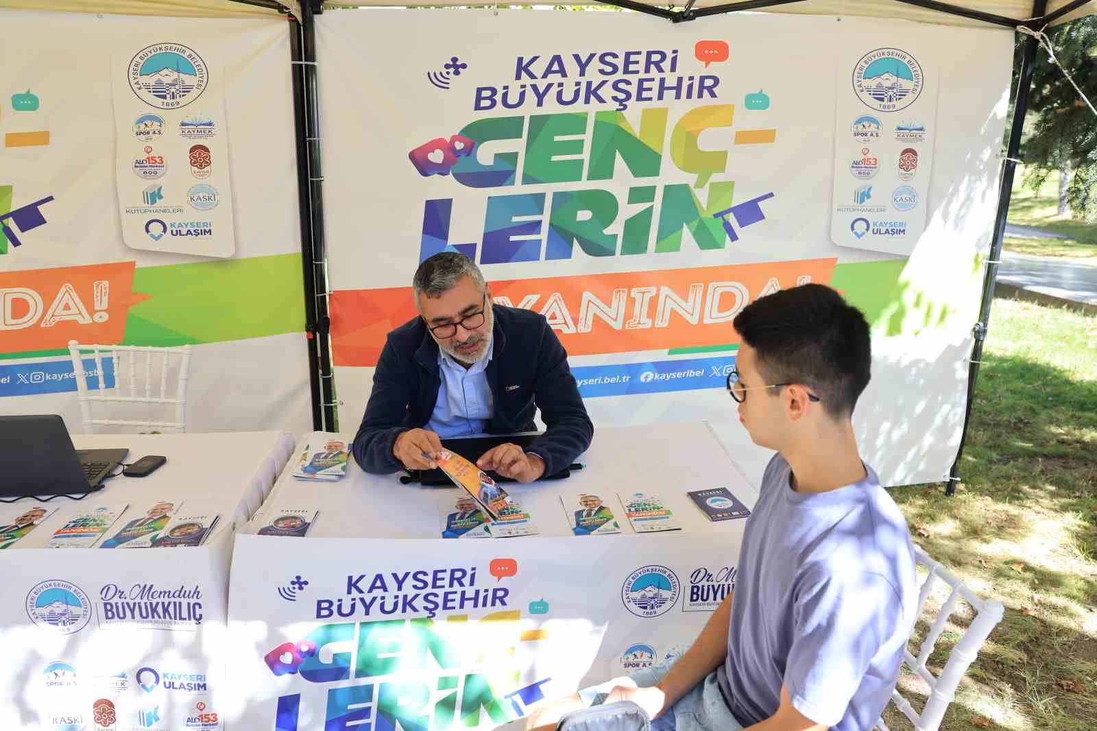 Öğrenciler, ücretsiz rehberlik ve danışmanlık hizmetinden memnun
