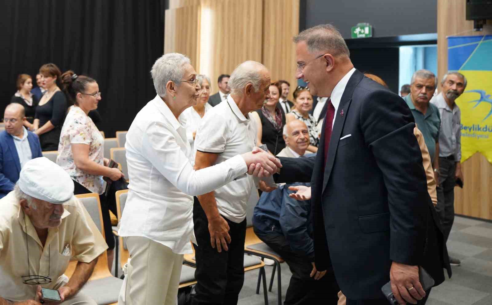 Talip Apaydın Beylikdüzü’nde anıldı
