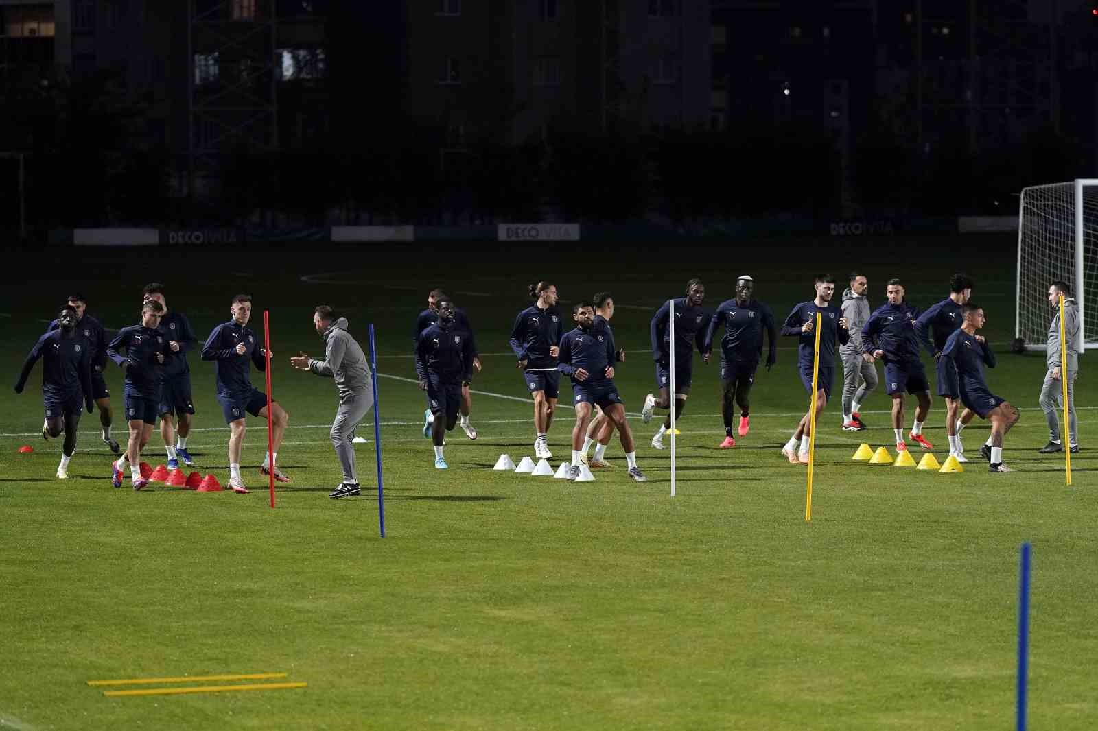 Başakşehir, Rapid Wien maçına hazır
