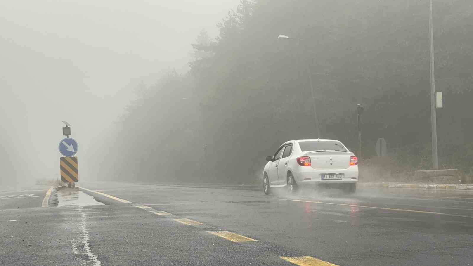 Bolu Dağı’nda yoğun sis: Görüş mesafesi 20 metre
