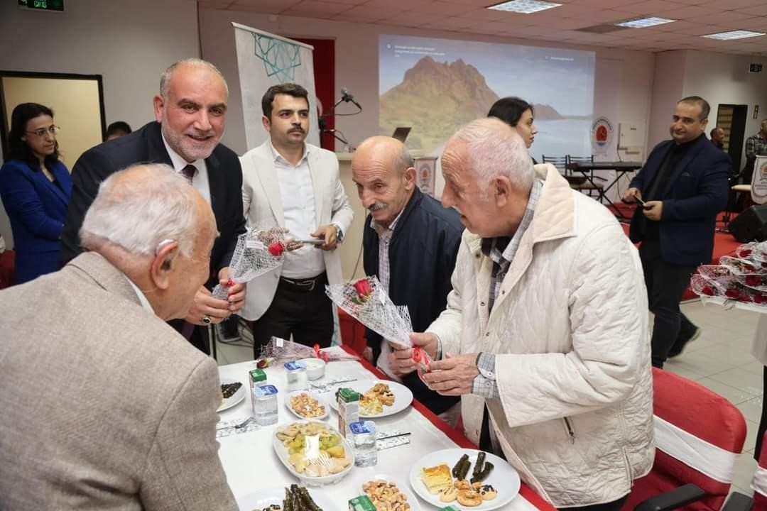 Canik’te huzurevi sakinleri unutulmadı
