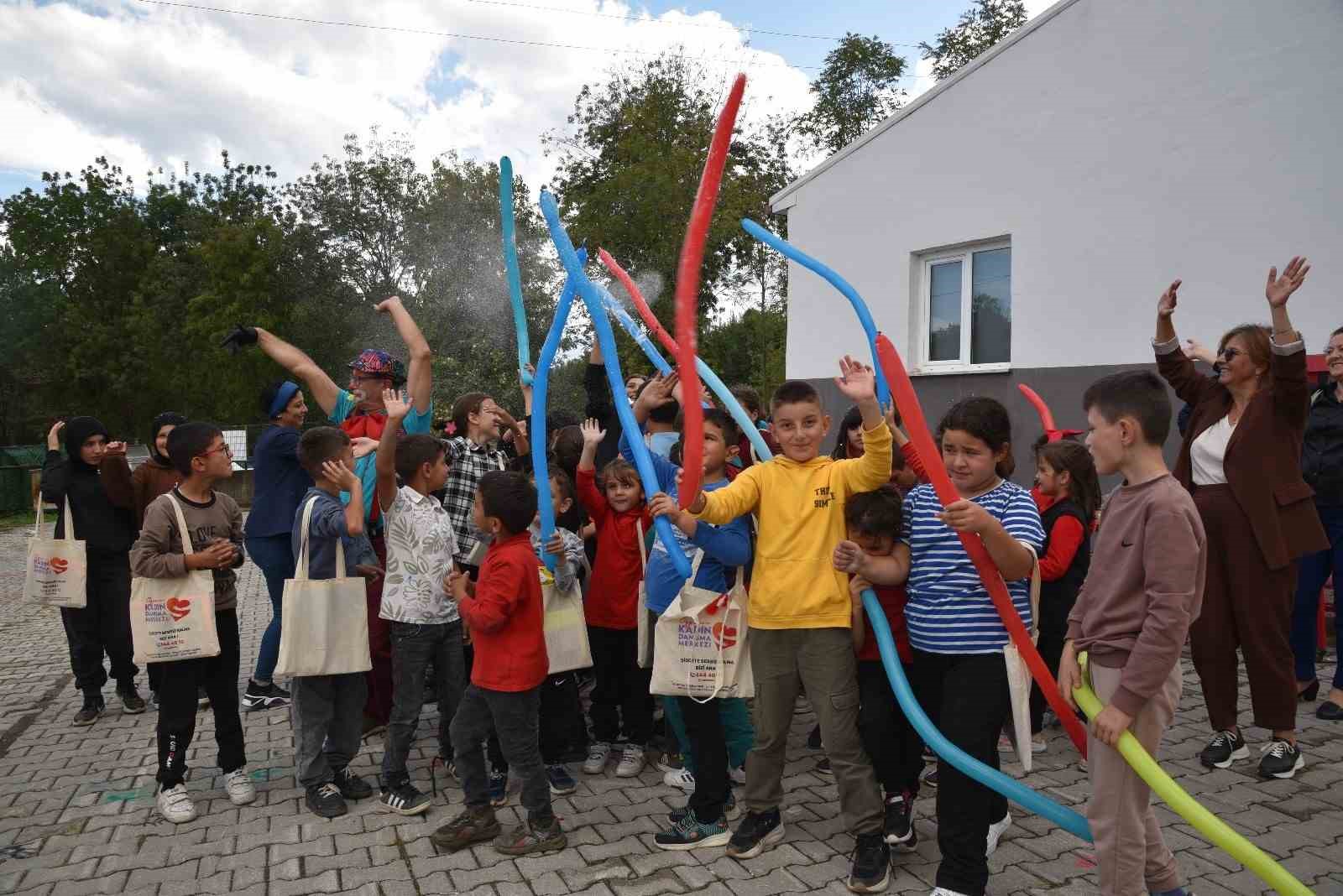 Dünya Çocuklar Günü: Atakumlu çocuklar gönüllerince eğlendi
