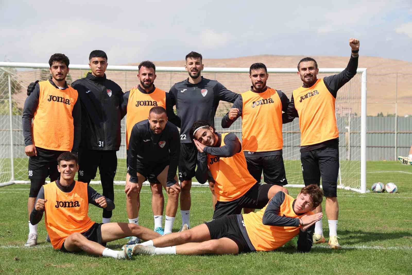 Elazığspor, Manchester City’yi geride bırakarak tarih yazıyor: Hedef İspanyol devi Real Madrid
