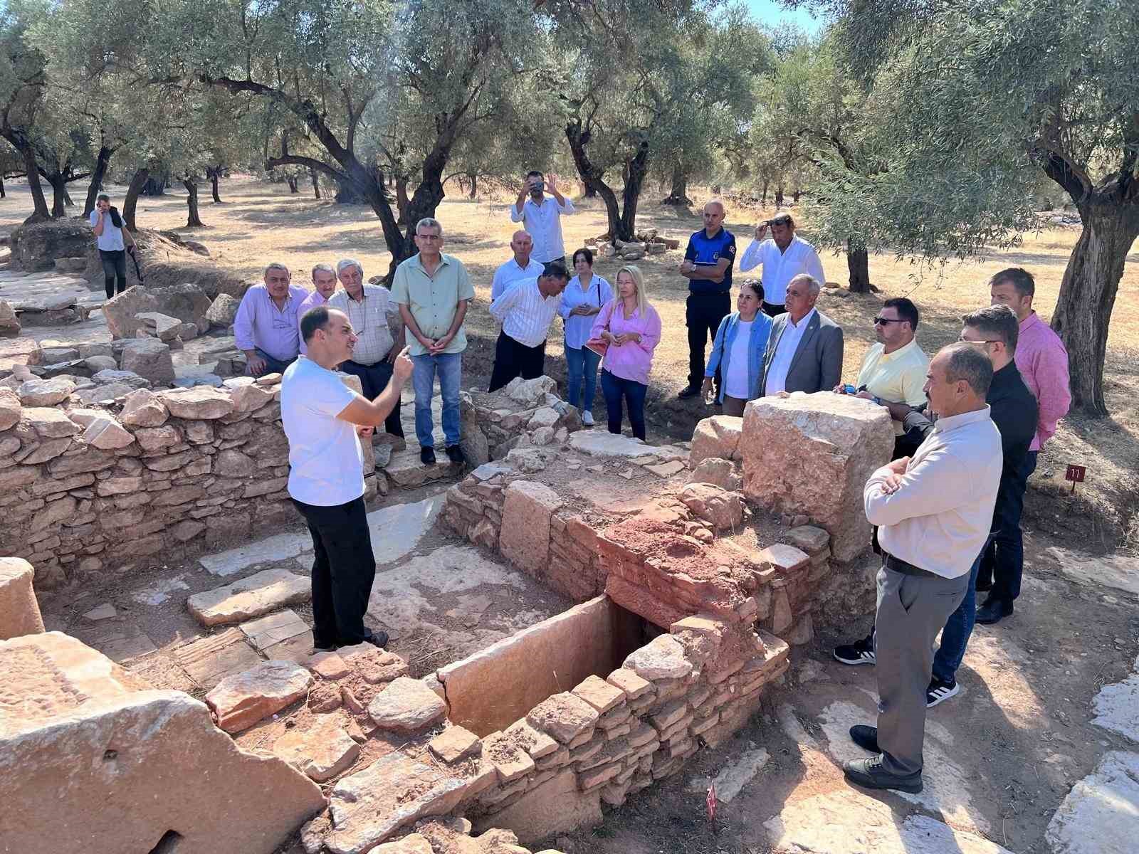 Bin 900 yıllık tarihi meclis, yeniden canlandı
