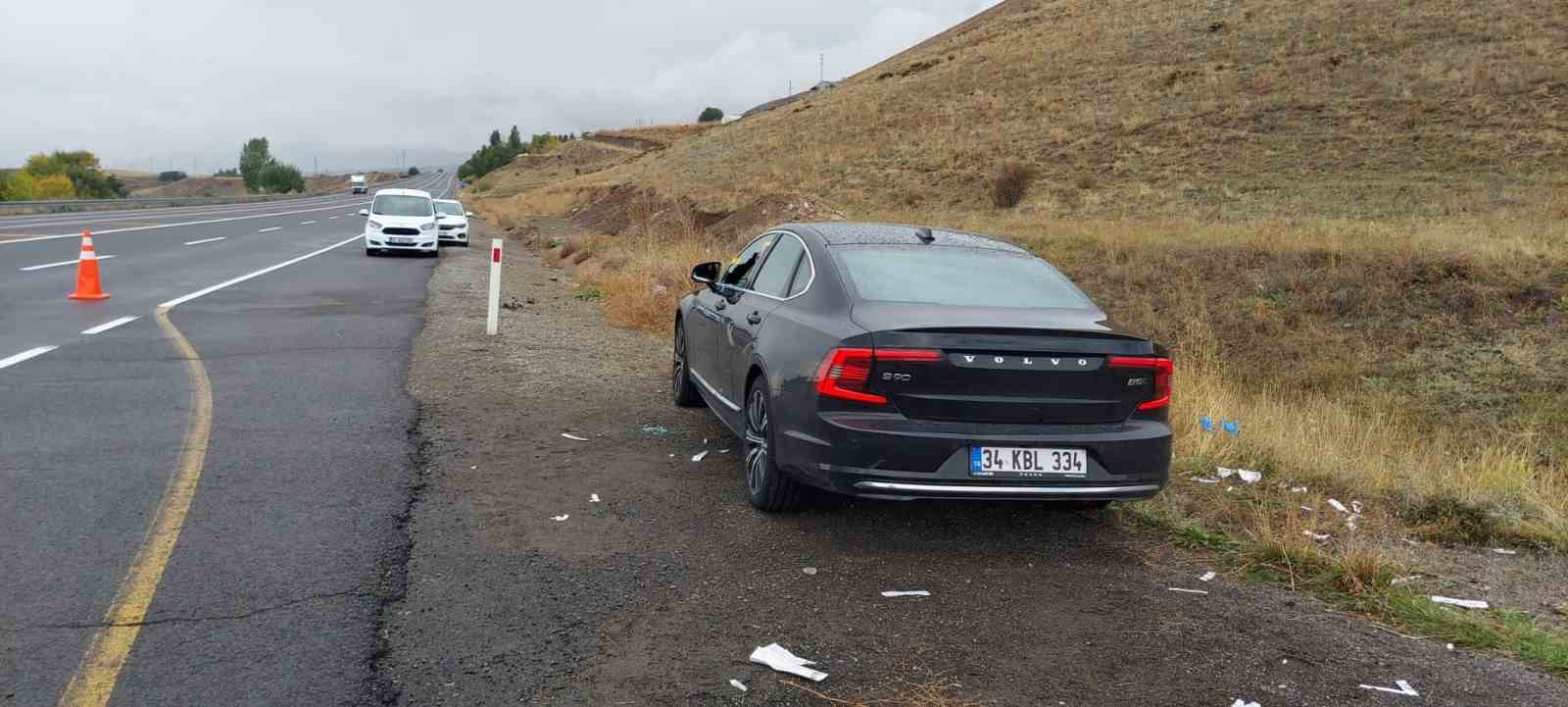 Park halindeki otomobilde erkek cesedi bulundu
