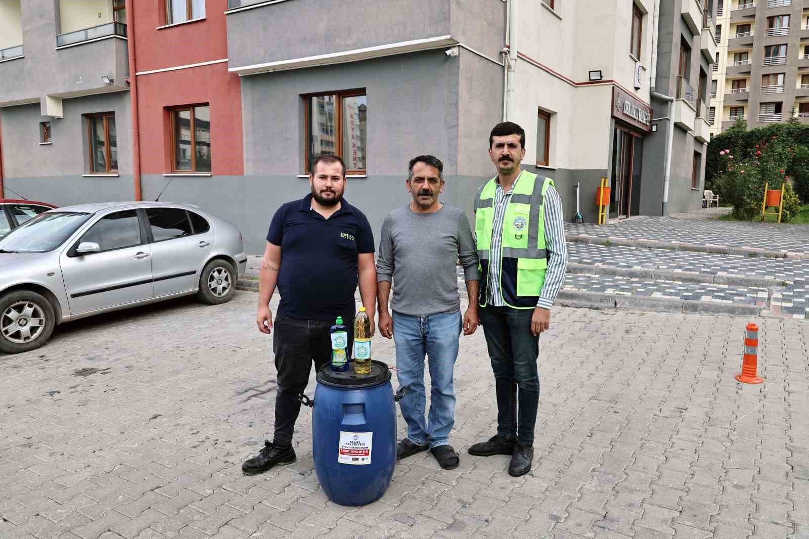 Talas’ta atık yağlar ekonomiye dönüşüyor
