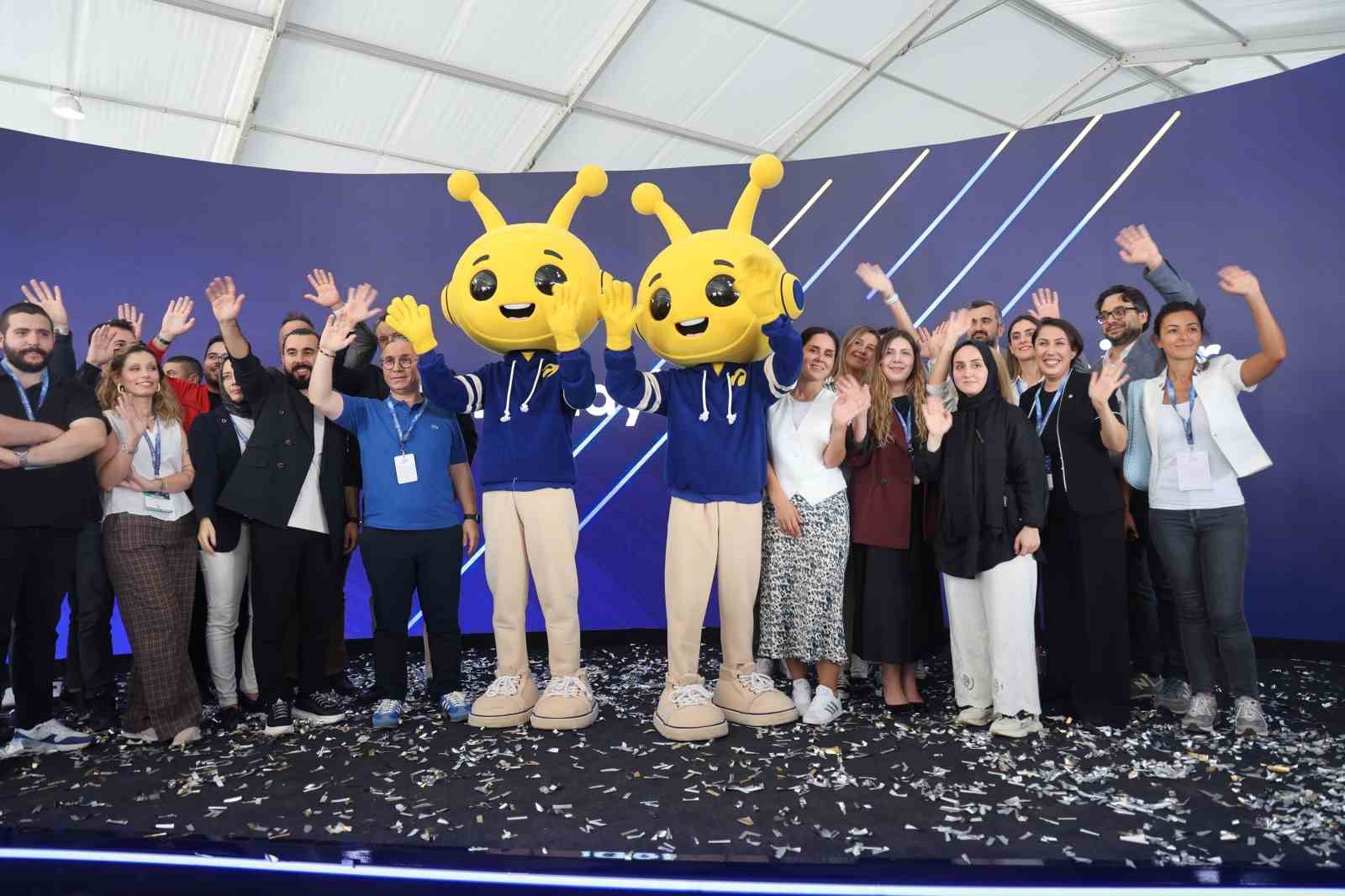 Turkcell’den TEKNOFEST’te canlı 5G performansı
