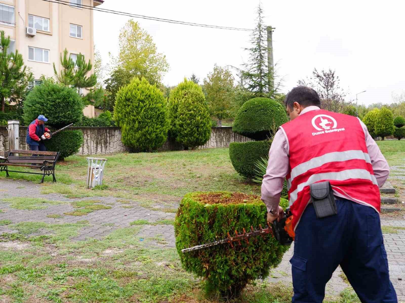 Düzce’de çevre düzenlemesi sürüyor
