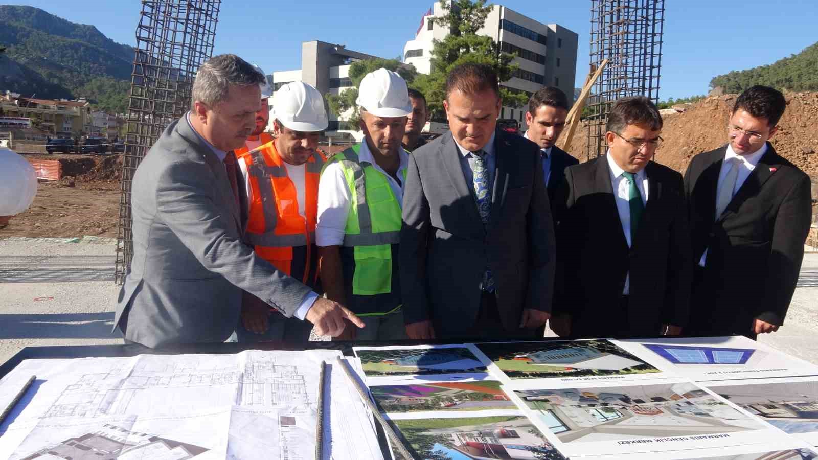 Vali Akbıyık Marmaris’te kamu yatırımlarını yerinde inceledi
