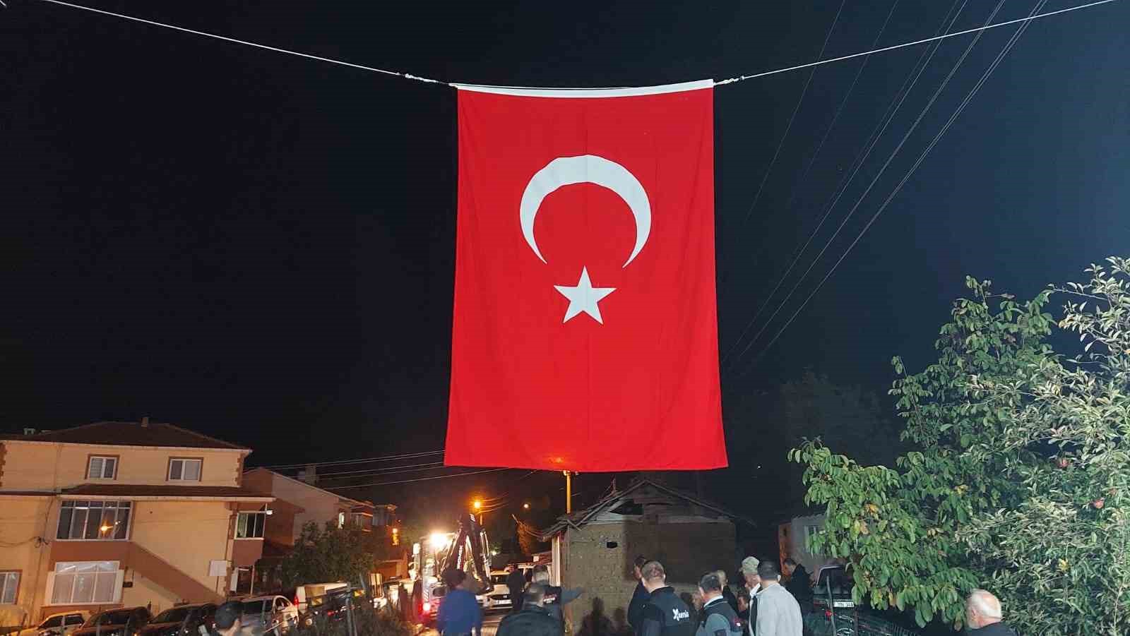 Çanakkale’ye şehit ateşi düştü
