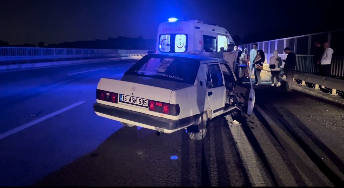 Otobanda yolun karşısına geçmek isteyen yayaya otomobil çarptı: 1 ölü
