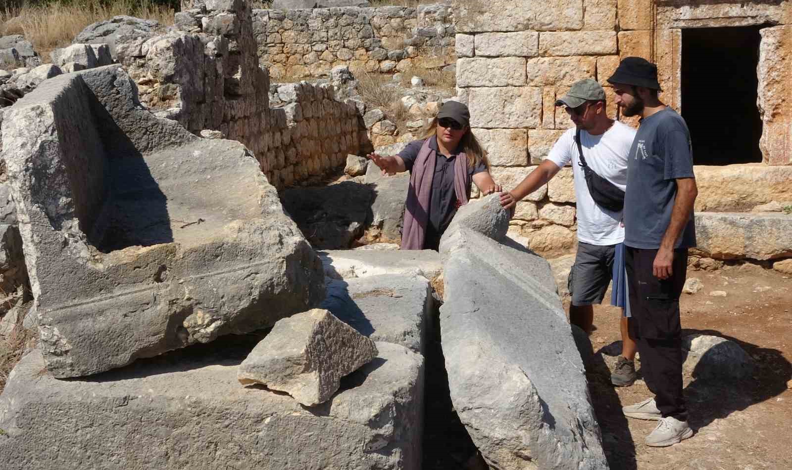 Kilikya bölgesinin en büyük Nekropolü temizlendi, adım adım turizme hazırlanıyor
