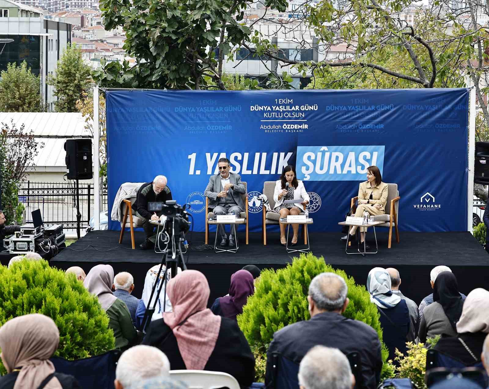 Bağcılar’da düzenlenen 1. Yaşlılık Şurası’nda iki nesil bir araya geldi
