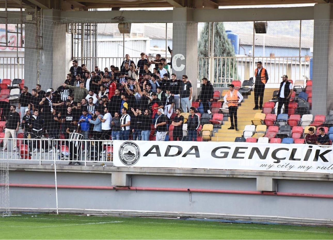 Kuşadasıspor’da teknik direktör görüşmeleri başladı
