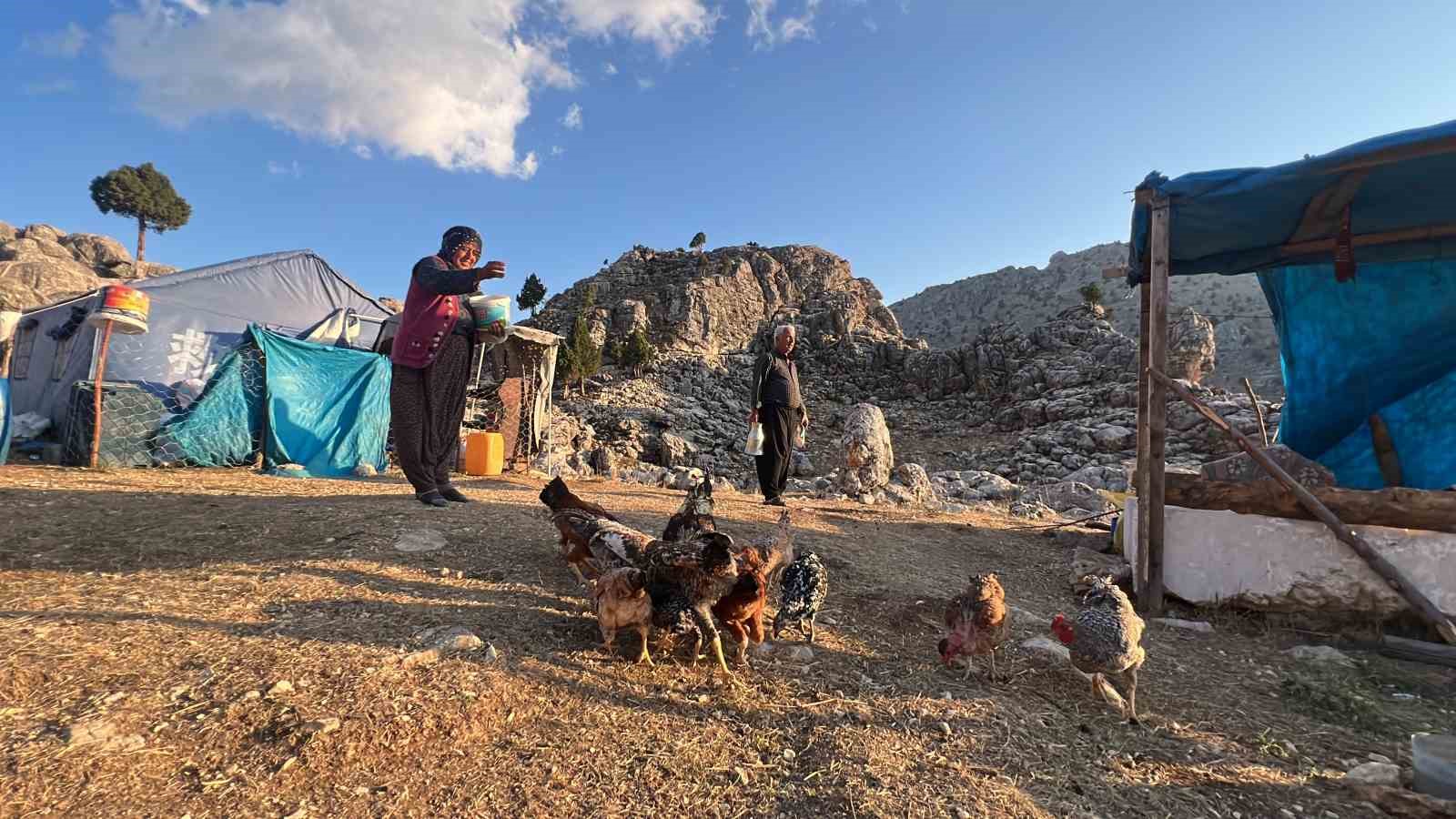 Kahramanmaraş’ta Söğüt Yaylası’nın son leylek kafilesi göç yolculuğuna başladı
