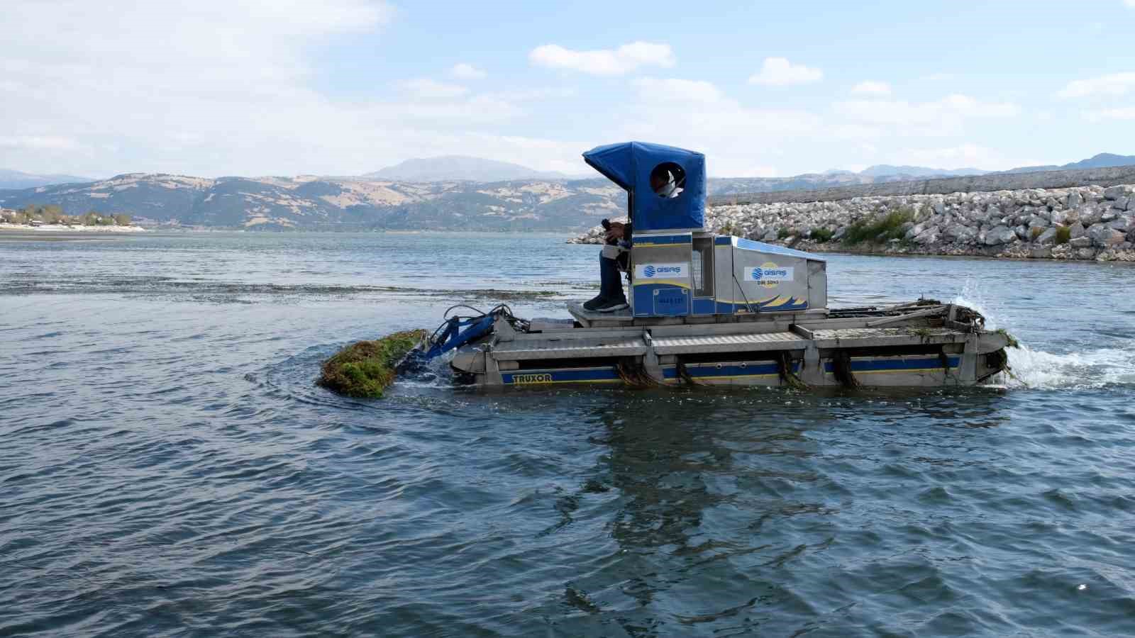 Su seviyesi hızla düşen Eğirdir Gölü için eylem planı devrede
