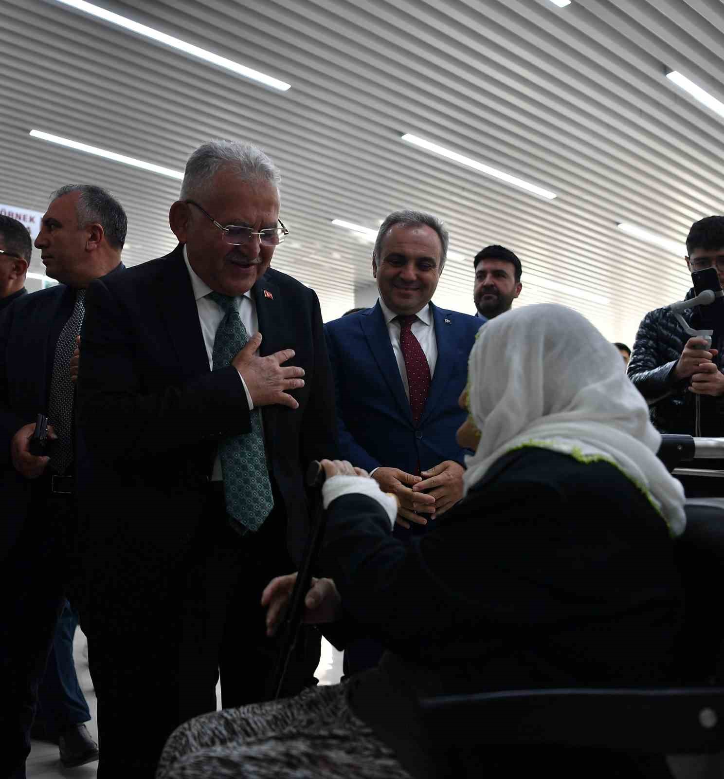 ERÜ Tıp Fakültesi Gevher Nesibe Hastanesi’nin Poliklinik Girişi ve Kan Alma Üniteleri açıldı
