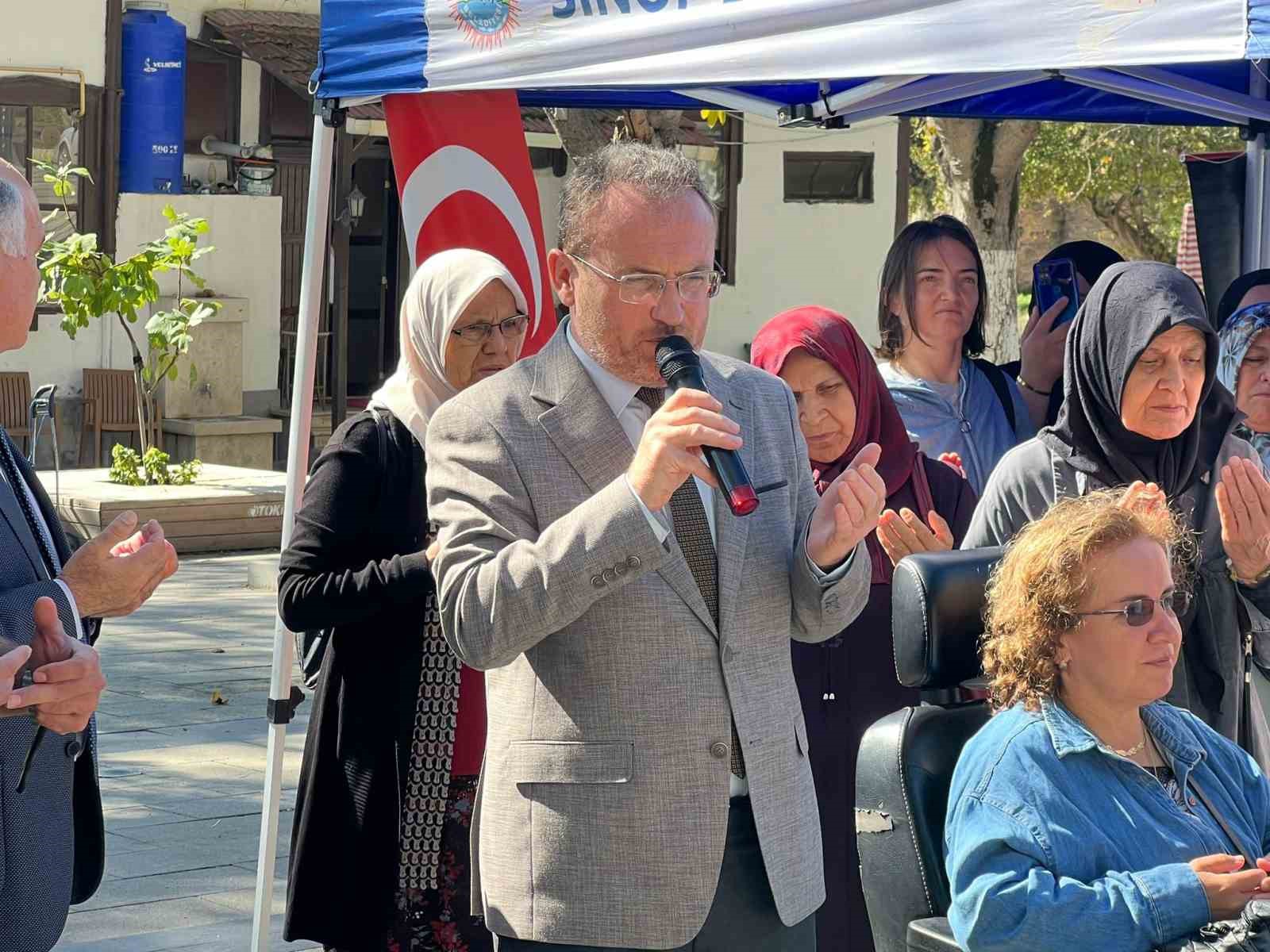 Mevlid-i Nebi Haftası ve Camiler Haftası Kitap Fuarı başladı
