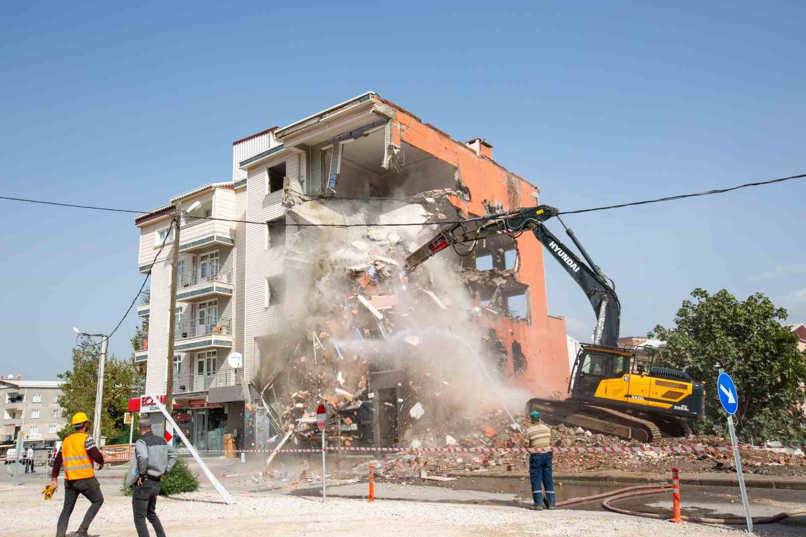 Bursa’da ulaşımı rahatlatacak hamle
