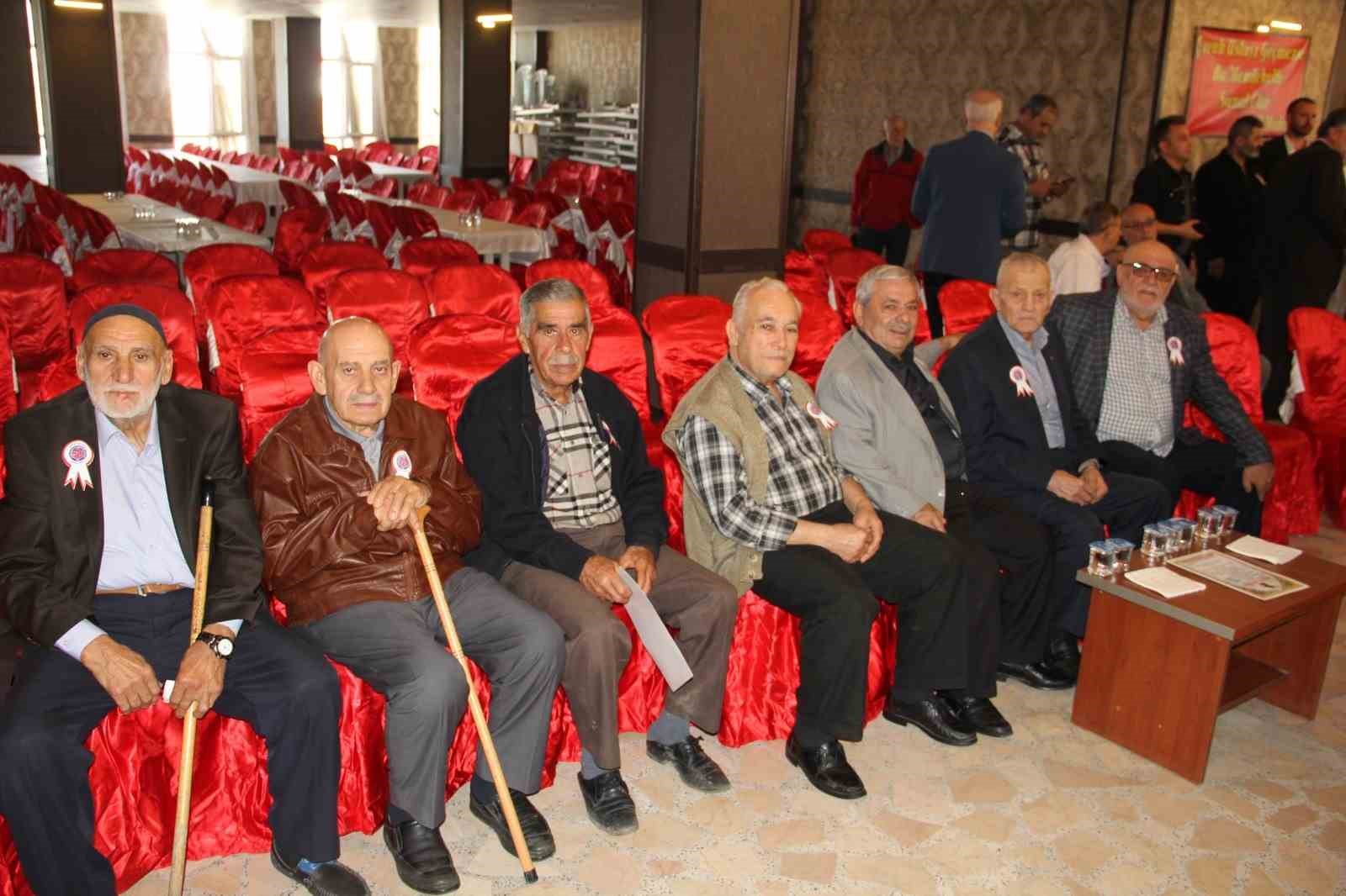 Bafra’da yılın ahisi 64 yıllık torna ustası seçildi
