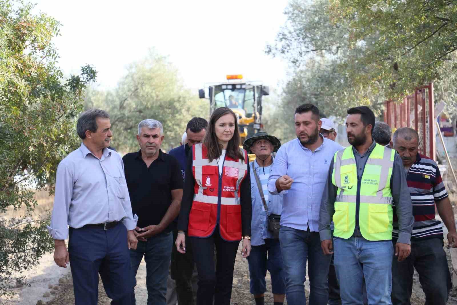 Şehzadeler’de ova yolları çalışmaları yoğun bir şekilde devam ediyor
