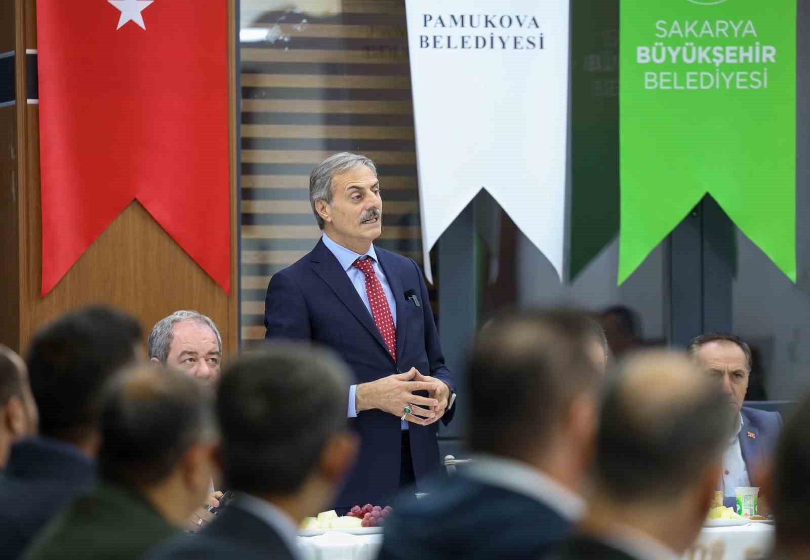 Başkan Alemdar: “Pamukova’nın yeni meydanı için hazırlık yapıyoruz”
