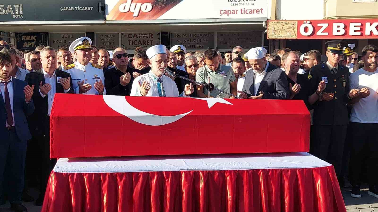 Şehit Piyade Uzman Çavuş Burak Geniş memleketi Yenice’de toprağa verildi
