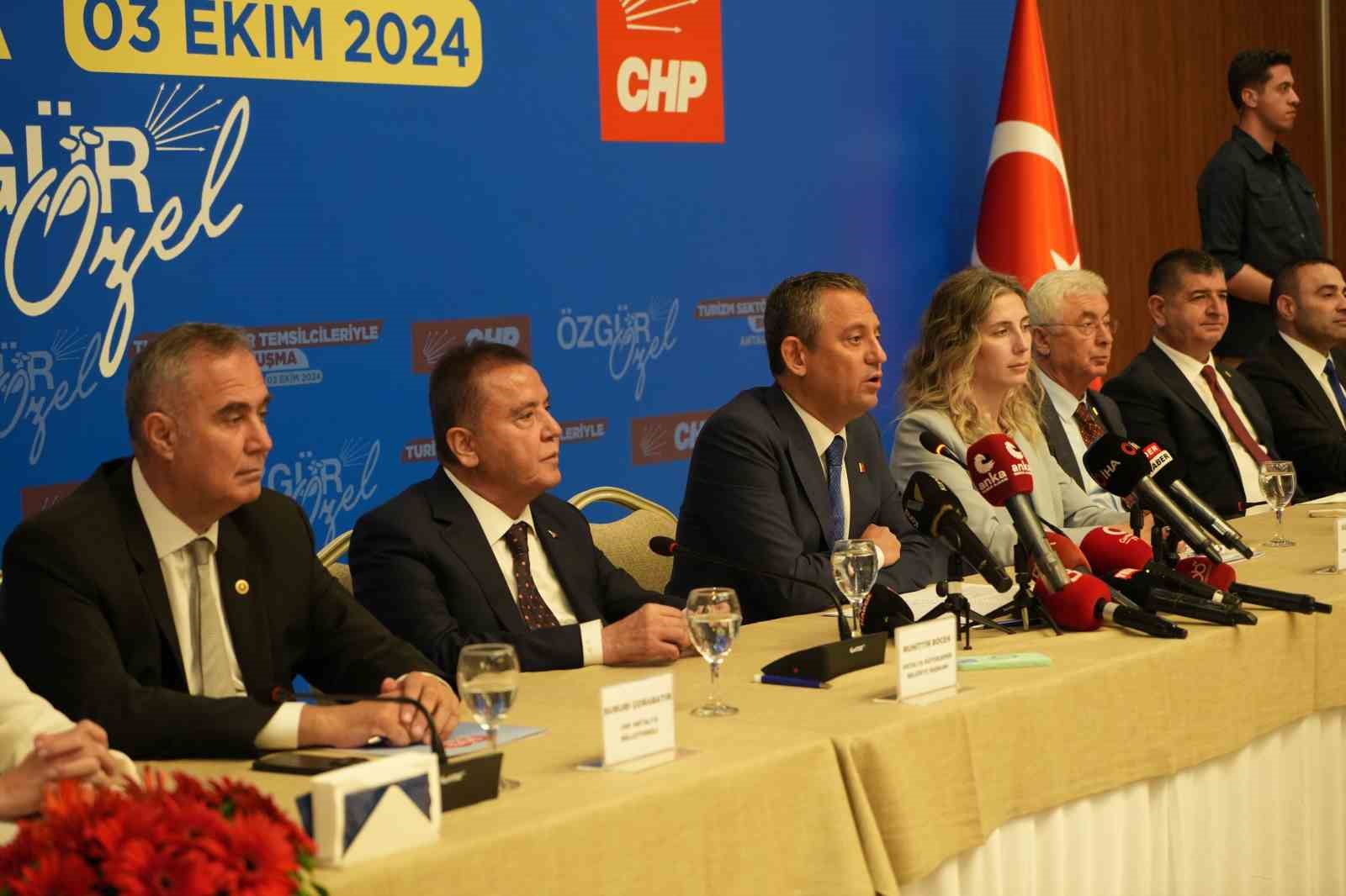 CHP Genel Başkanı Özel: 