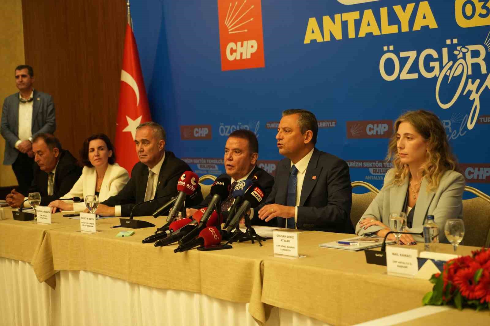 CHP Genel Başkanı Özel: 