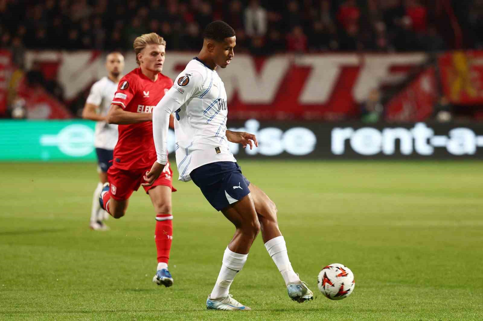 UEFA Avrupa Ligi: Twente: 1 - Fenerbahçe: 0 (İlk yarı)
