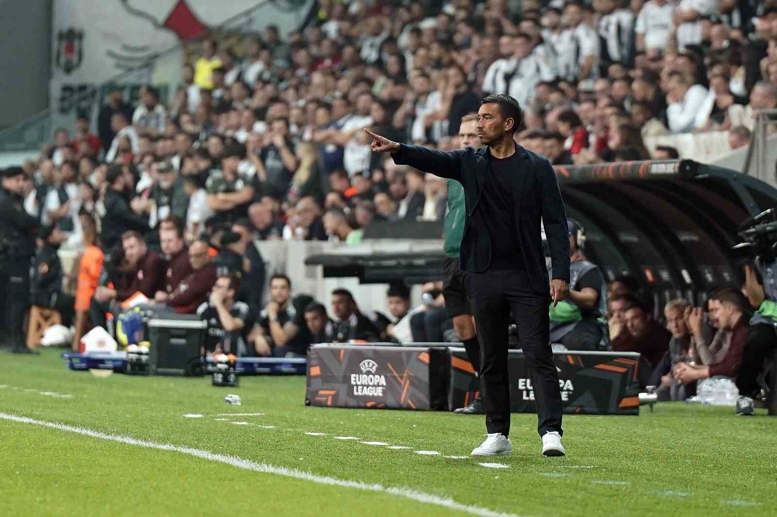 Giovanni van Bronckhorst, Eintracht Frankfurt’a yine kaybetti
