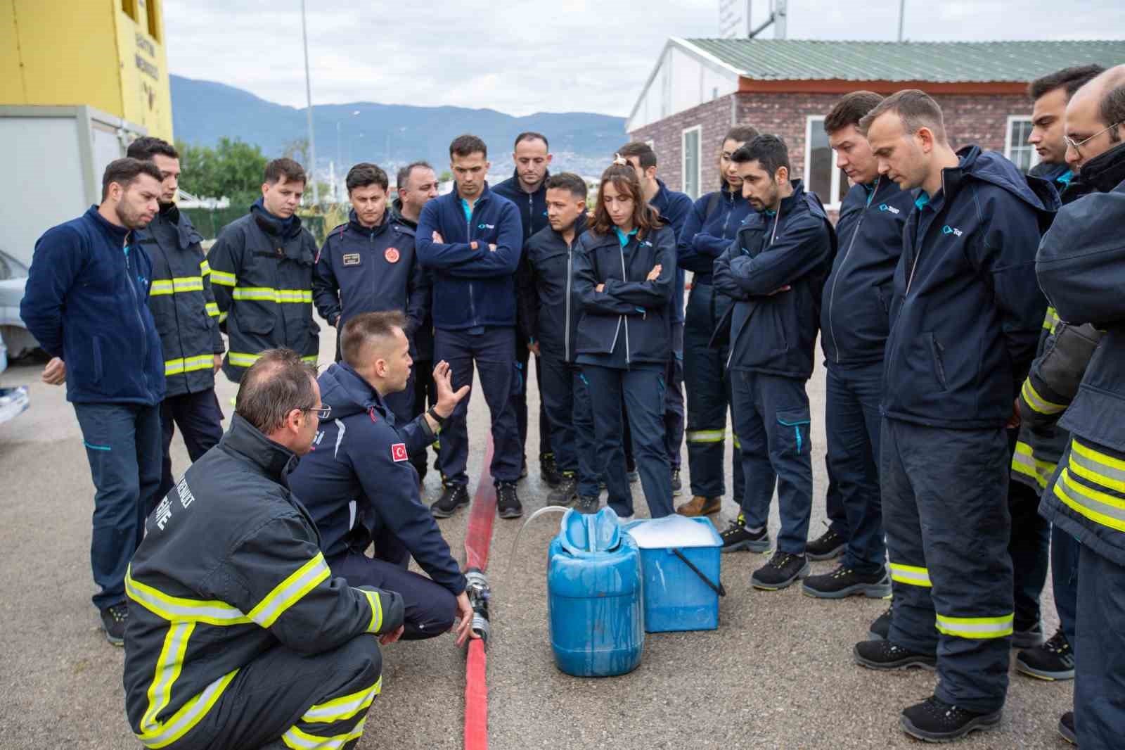 Büyükşehir’den fabrika itfaiyecilerine özel eğitim
